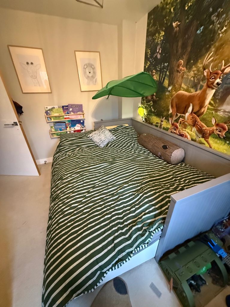 Kingsize Bed