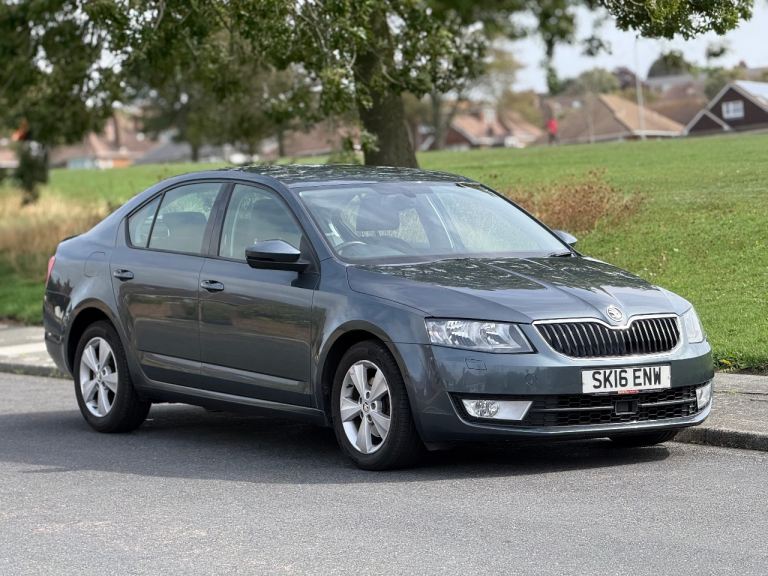 Skoda, OCTAVIA, 1.4 TSI ULEZ Hatchback, 2016, Manual, 1395 (cc), 5 doors (FSH, 2 OWNERS, CAMBELT ✔️)