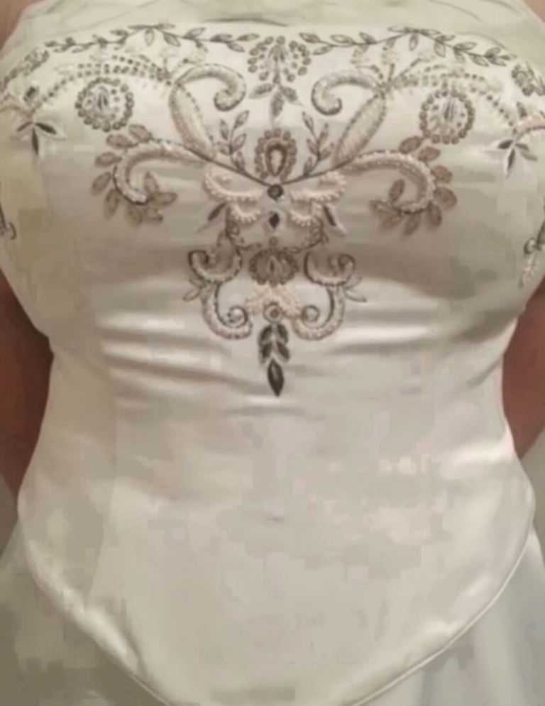 Beautiful 2 piece ivory wedding dress size16