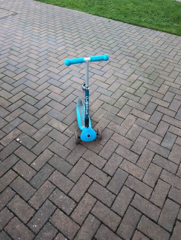 Globber kids scooter
