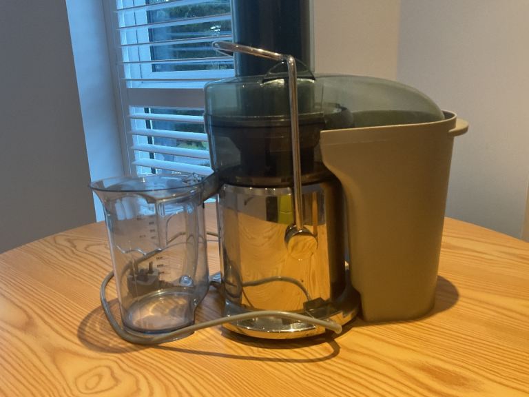 Sage juicer