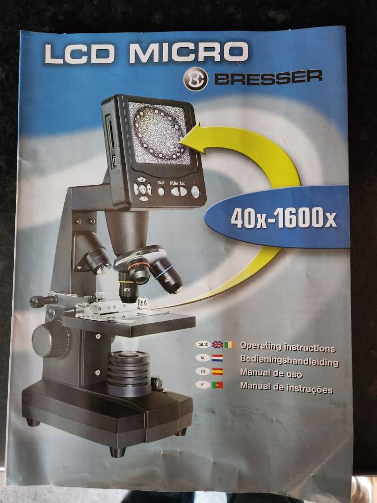 Microscope