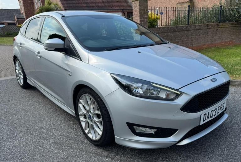 2017 FORD FOCUS 1.0T ST-LINE GENUINE 78,000 MILES GREAT S/HISTORY WET BELT DONE 