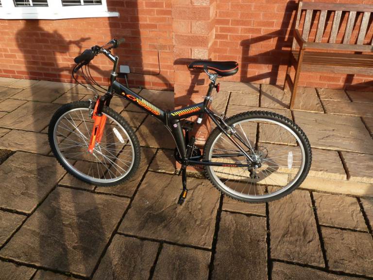 Folding Bike. 26" wheels Cross Pioneer Mountain Bike.