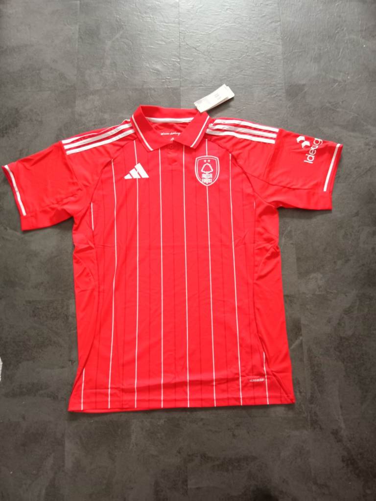 Nottingham forest 25/26 shirt