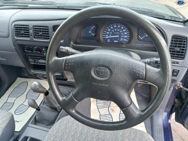 TOYOTA HILUX 2.5 270 EX Blue Manual Diesel 2003