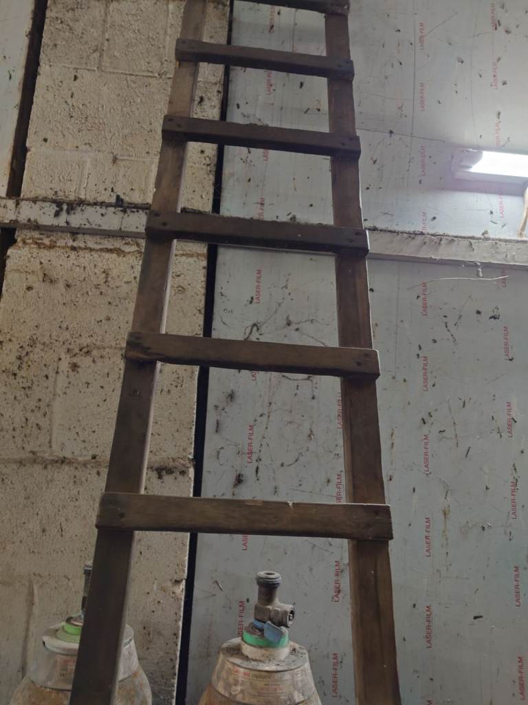 Wooden ladder 