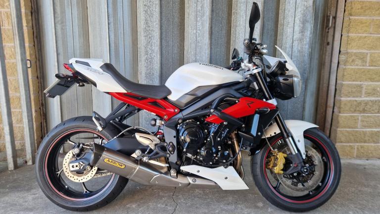 Triumph Street Triple 675 R ABS, 2016, 9667 Miles, Beautiful Condition, 2 Owners