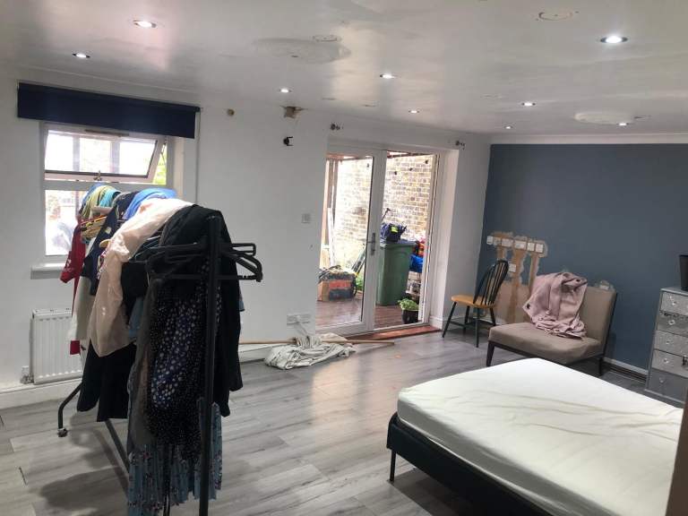 Elegant Double Room in SE18 (£790) Ideal for Professionals, Students 🌟