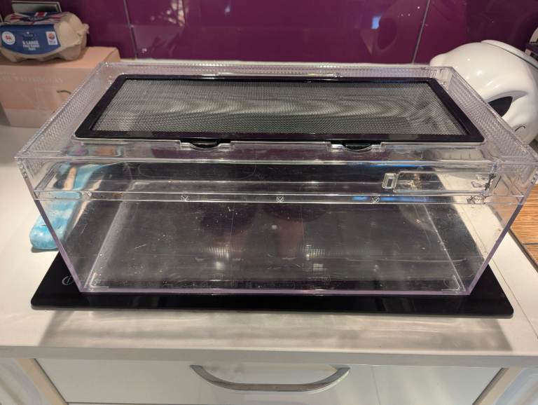 Terrarium for snails/reptiles/rodents