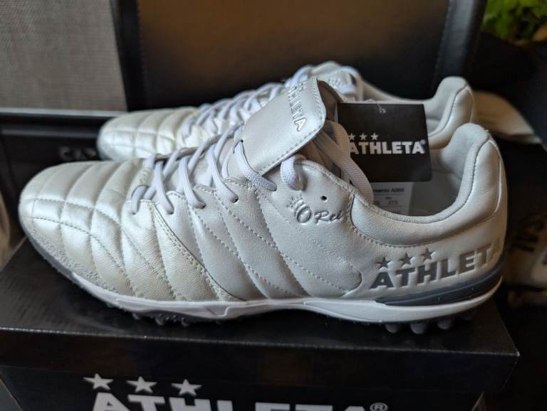 Athleta O'Rei Treinamento A005 White Turf Boots Brand New Size 27.5 cm