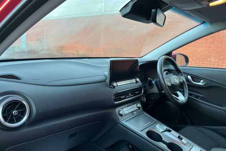 2022 Hyundai KONA 64kWh Premium SUV 5dr Electric Auto (10.5kW Charger) (204 ps) SUV Electric Auto...