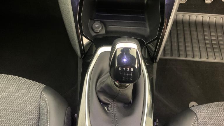 2024 Peugeot 2008 1.2 PureTech 130 Allure 5dr HATCHBACK PETROL Manual