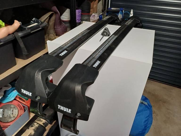 Thule Wingbar Black Roof Bars
