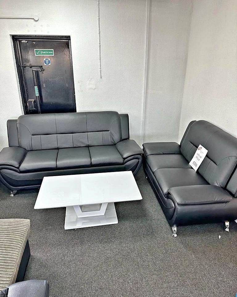 BEST  DEAL !! 3 + 2 Seater LEATHER Sheeraz Sofa Set  - BOOK YOUR ORDER FOR TODAY DELIVERY ::