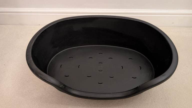 Black 60cm dog basket 