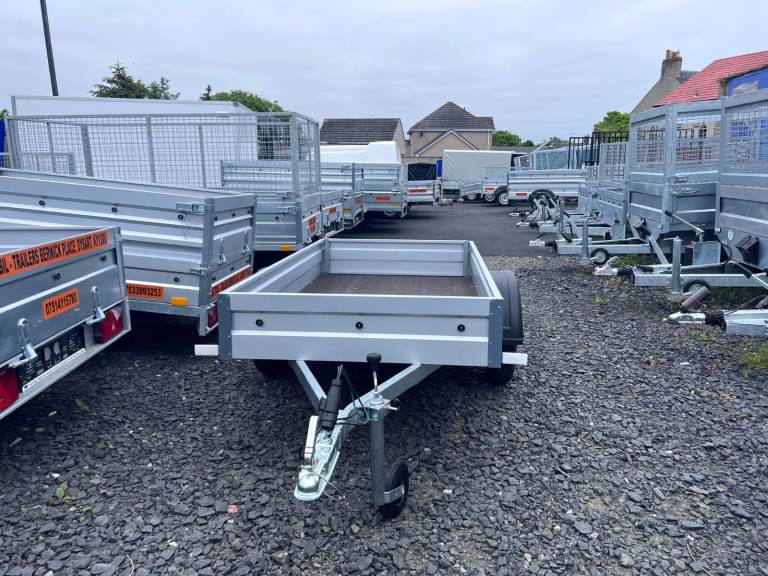 BRAND NEW 6ft x 4ft SINGLE AXLE TRAILER