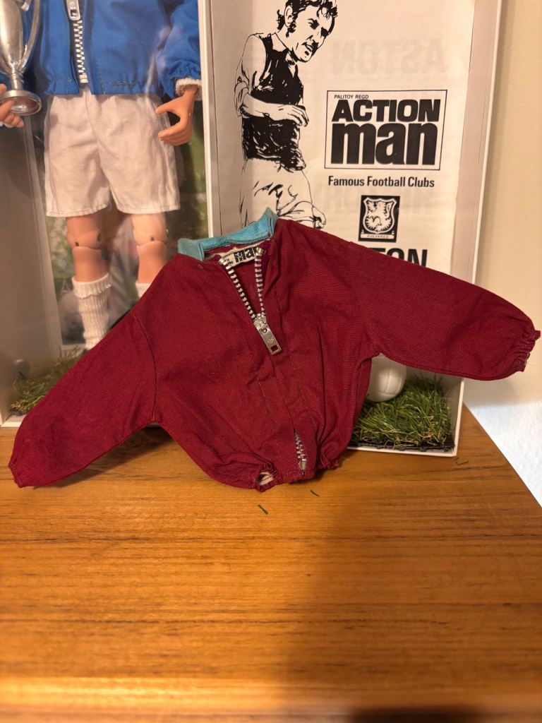 VINTAGE ACTION MAN ORIGINAL ASTON VILLA SIDEBURNS FOOTBALL/FOOTBALLER