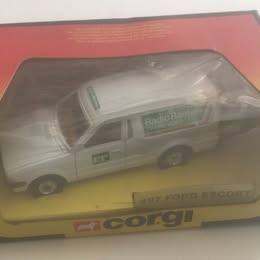 Corgi vintage Radio Rentals ford Escort van MIB from 1984