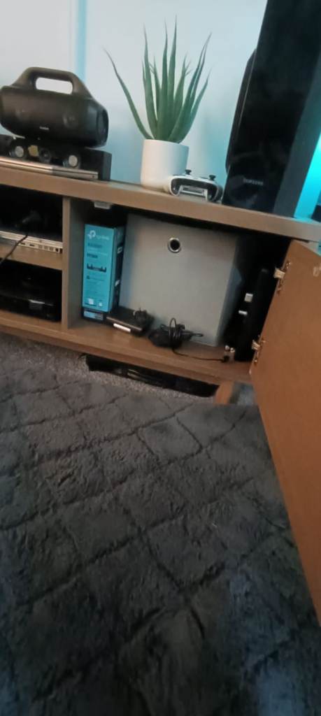 Tv stand 