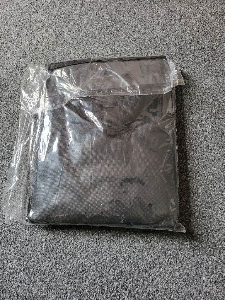 Car Windshield Protective Cover to Prevent Leaves And Sunshade, Foldable.