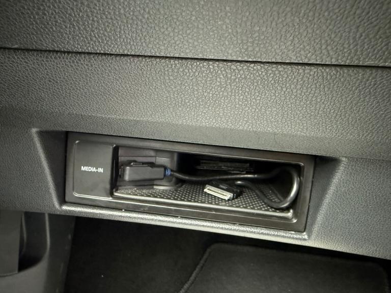 2013 Skoda Fabia 1.2 TSI 105 SE 5dr HATCHBACK Petrol Manual