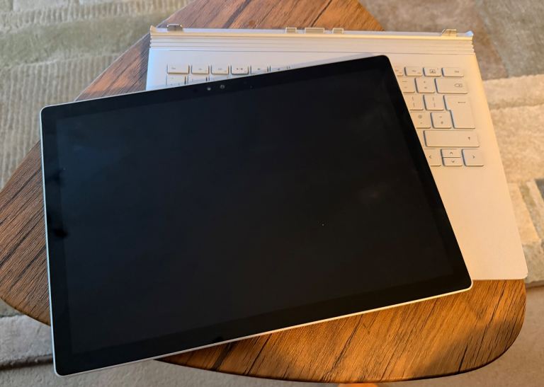 Microsoft Surface Book | i5, 8GB RAM | Detachable Touchscreen