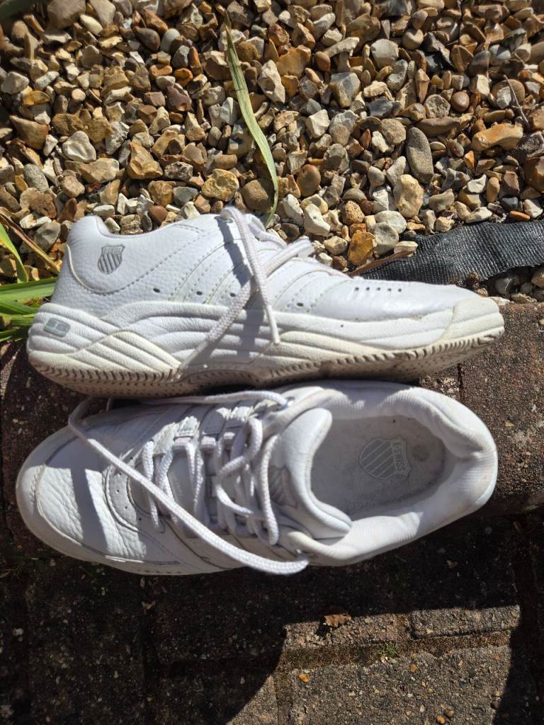 K Swiss Women's girl's White silver Trainers Tennis Shoes Size UK5 EU38 