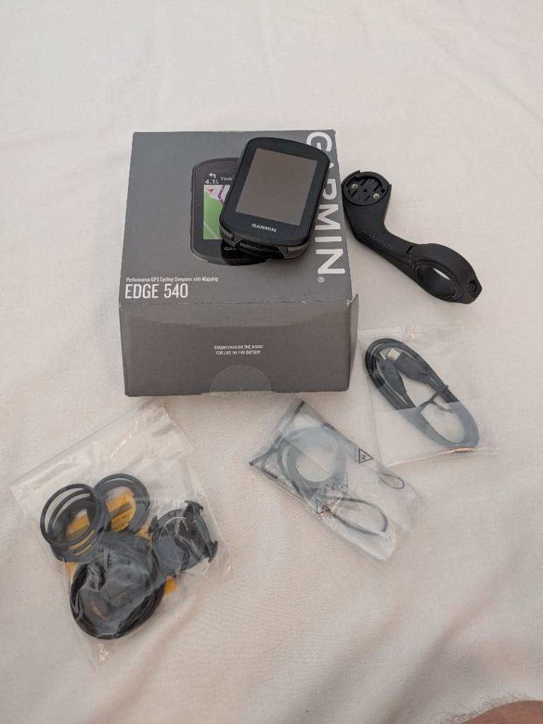 Garmin Edge 540 GPS Cycling Computer – With Box, As New
