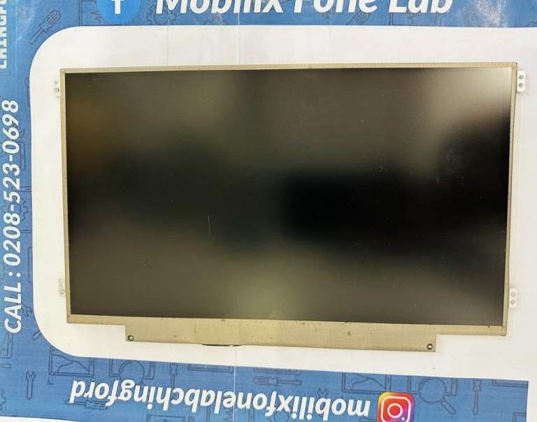 Genuine Used 11.6” Laptop Slim LCD LED Screen LTN116AT07 40 Pin Connector