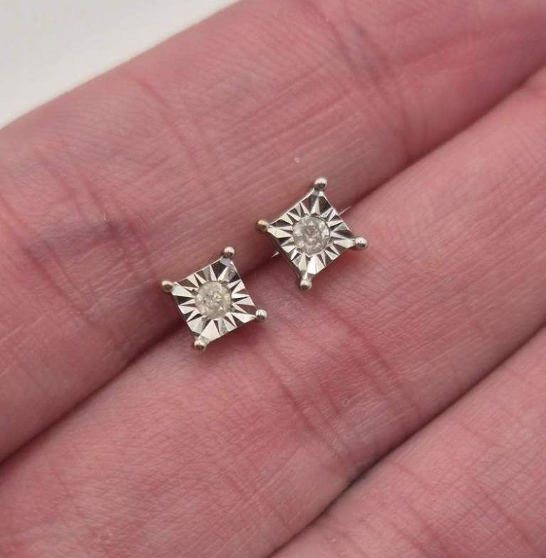 9ct white and yellow gold and diamond square stud earrings