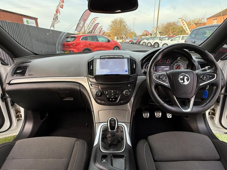 2015 Vauxhall Insignia 1.4i Turbo Limited Edition Hatchback 5dr Petrol Manual Euro 6 (s/s) (140 p...