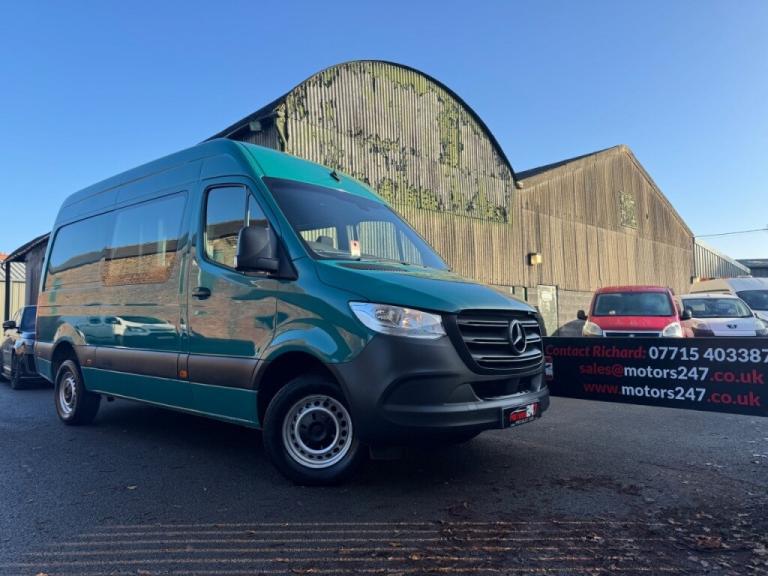  Mercedes-Benz Sprinter SPRINTER 2.1L 314CDI 3.5t H2 L2 RWD WINDOW COMBI CREW