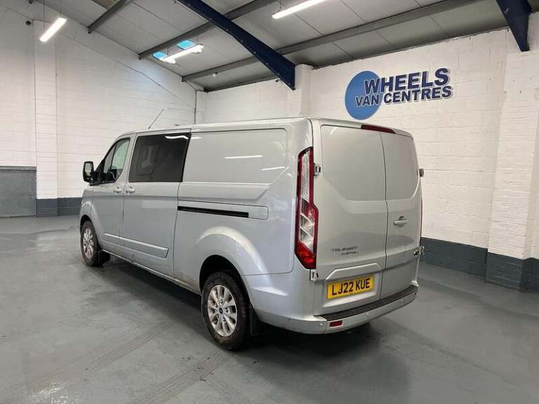 2022 Ford Transit Custom 2.0 EcoBlue 130ps Low Roof D/Cab Limited Van PANEL VAN DIESEL Manual