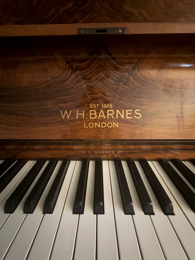 Beautiful Walnut Upright Piano – W.H. Barnes London – Great Condition