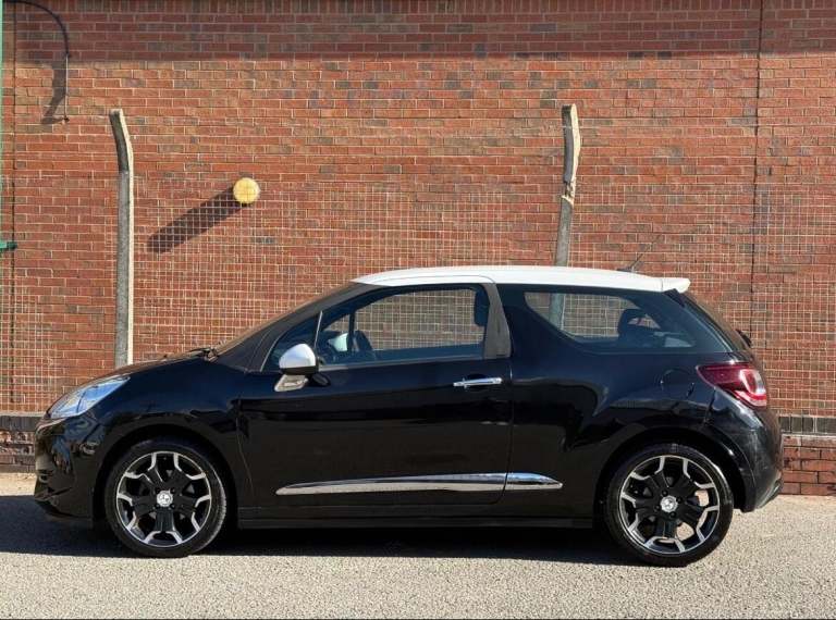 2016 DS Automobiles DS 3 1.2 PureTech Chic 3dr HATCHBACK PETROL Manual