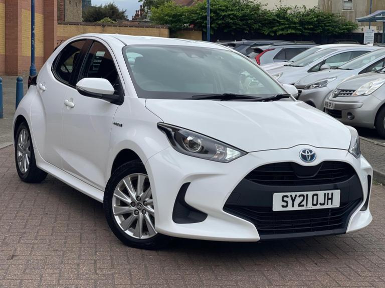 2021 Toyota Yaris 1.5 VVT-h Icon E-CVT Euro 6 (s/s) 5dr HATCHBACK Petrol/Electric Hybrid Automatic