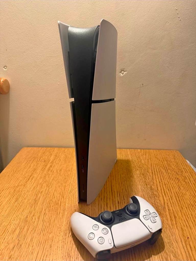 PS5 Slim Digital
