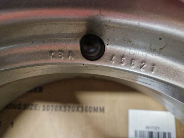 Set of 17” alloy wheels