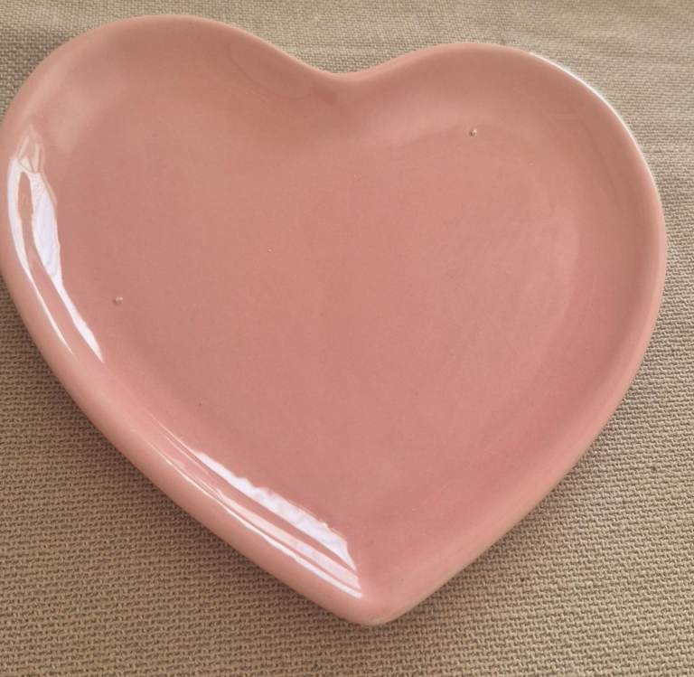 Pastel Pink Ceramic Heart Shaped Plate / Trinket Dish - Very Good Condition