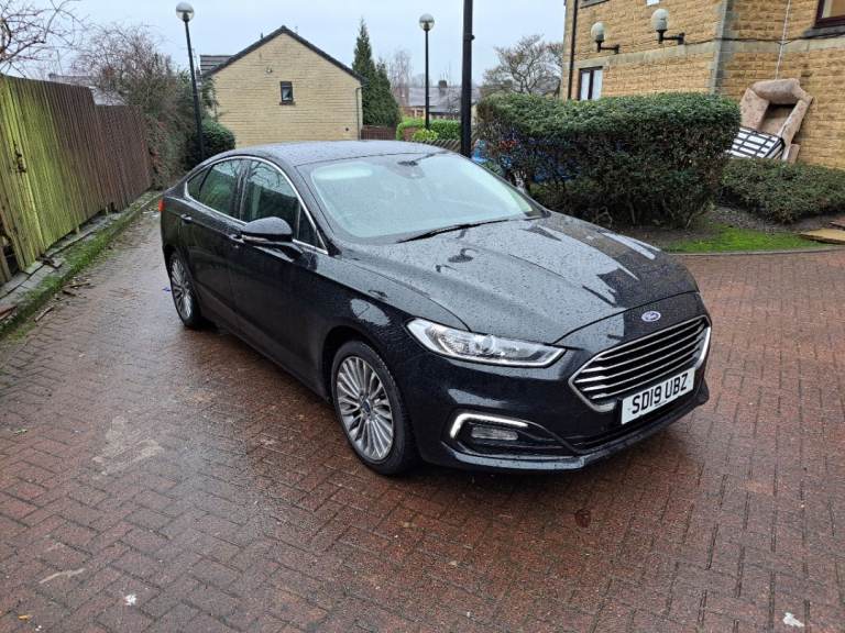 FORD MONDEO 2.0 TDCI TITANIUM EDITION NEWSHAPE FULL SERVICE HISTORY HUGE SPEC 
