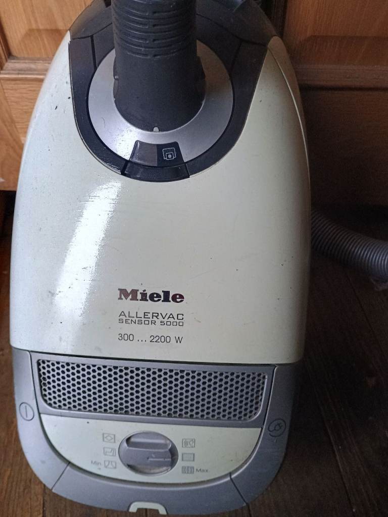 Miele vacuum cleaners D 500 