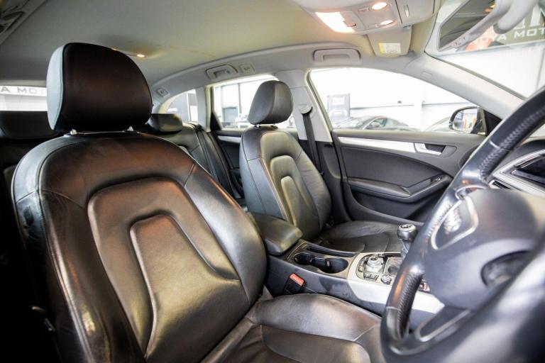 2015 Audi A4 2.0 TDI Ultra 163 SE Technik 5dr ESTATE DIESEL Manual