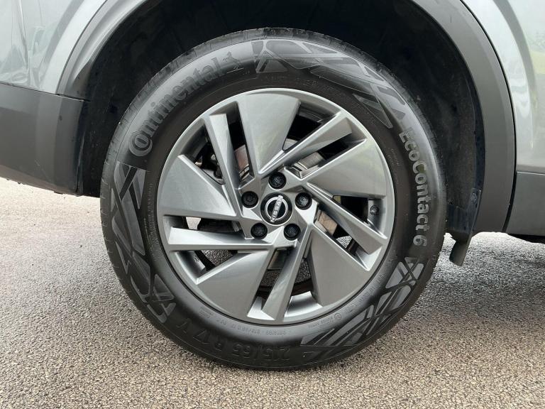 2022 Nissan Qashqai 1.3 DiG-T MH 158 Acenta Premium 5dr Xtronic HATCHBACK PETROL Automatic