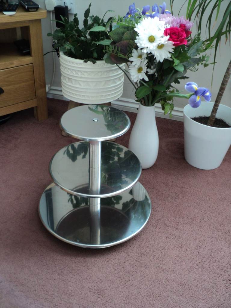 Wedding cake stand 