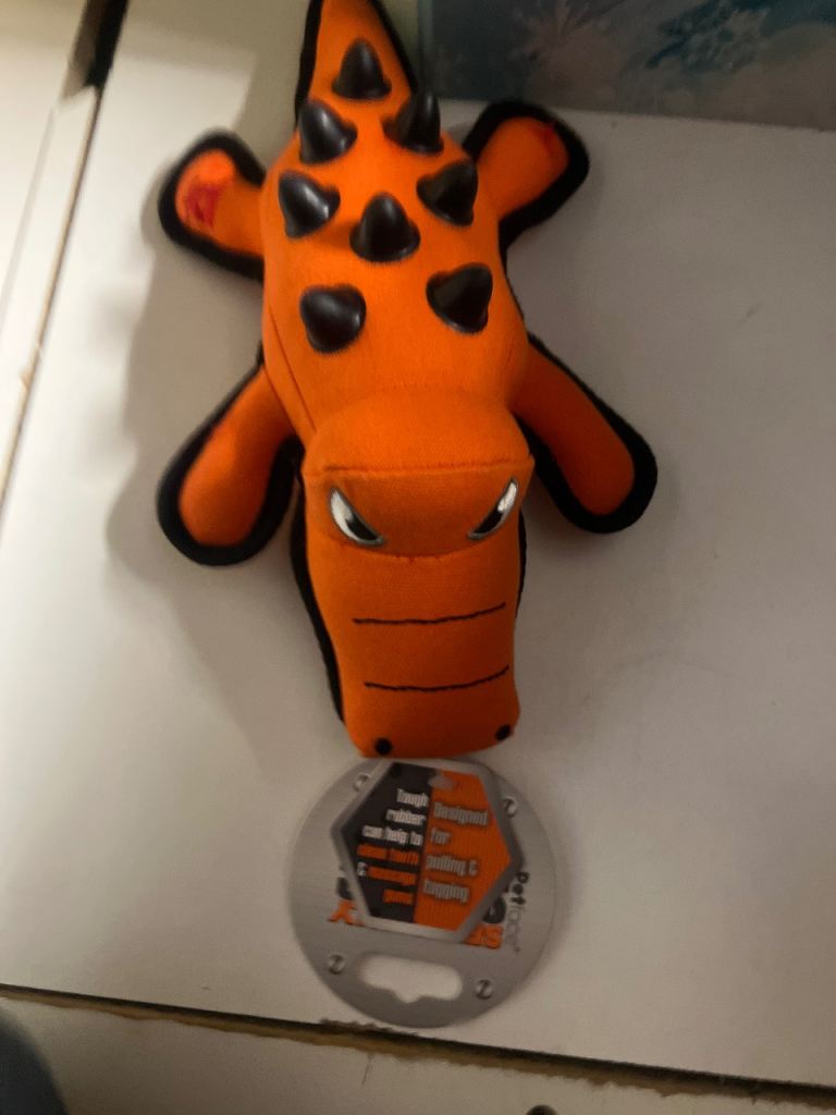 New with tags crocodile dog tou extra strong good for teeth 