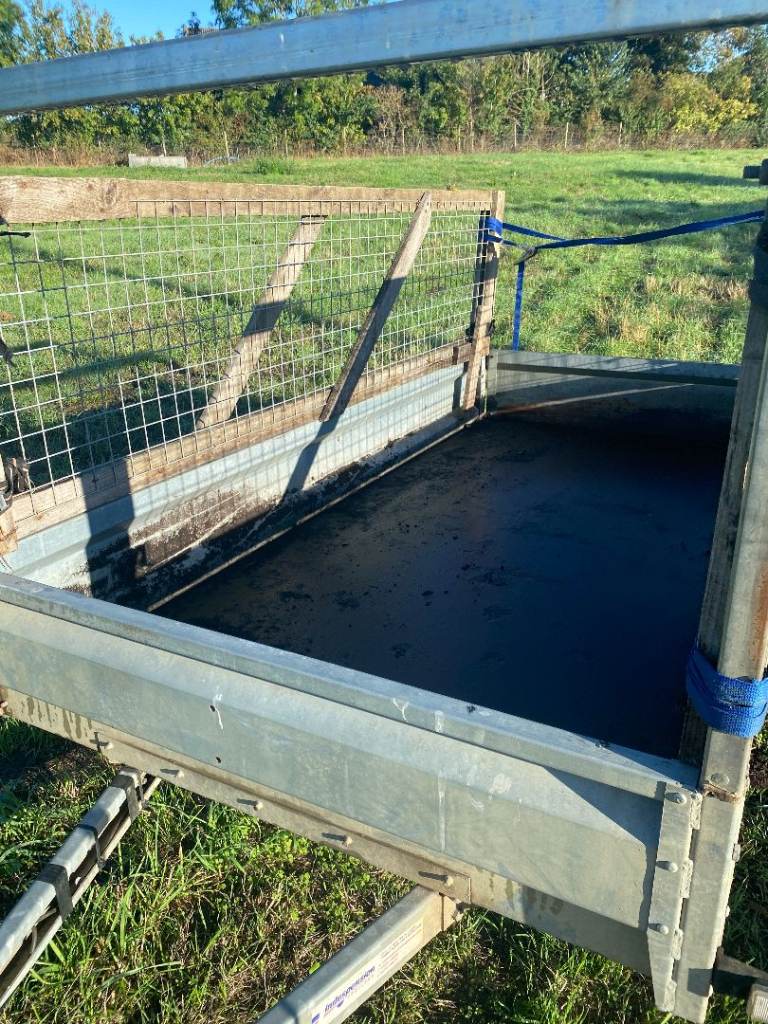 Indespension 8x4 750kg trailer with ladder rack