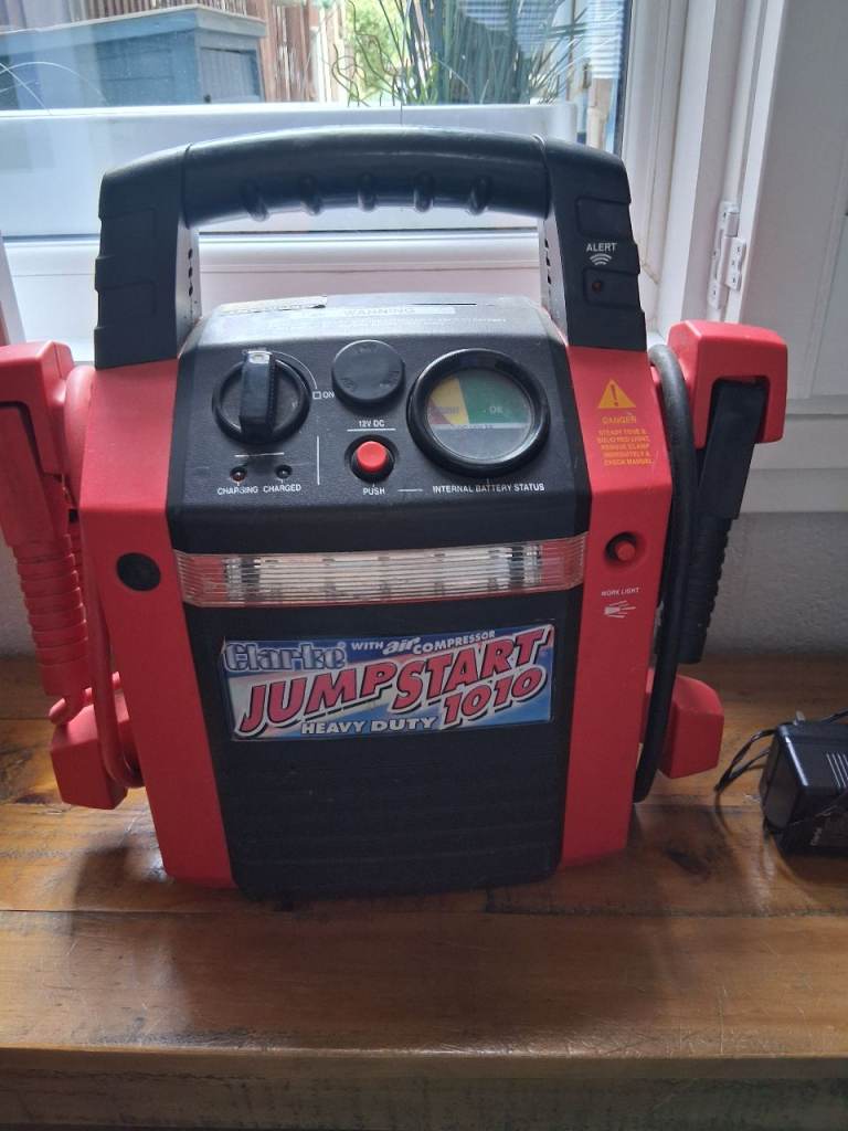 clarke 10/10 jump start/ tyre inflator.