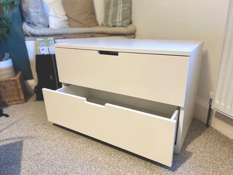 Spacious White Drawers 