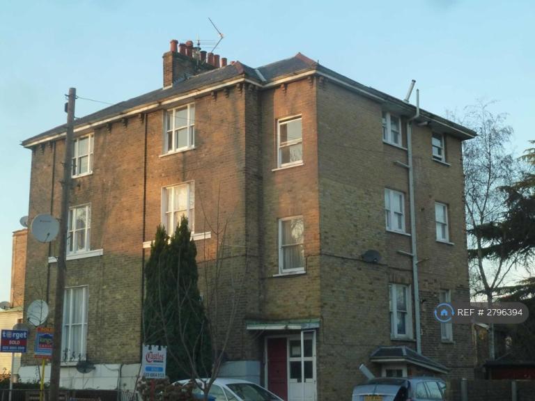 2 bedroom flat in Church St, London, N9 (2 bed) (#2796394)